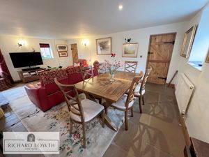 Dining Area- click for photo gallery